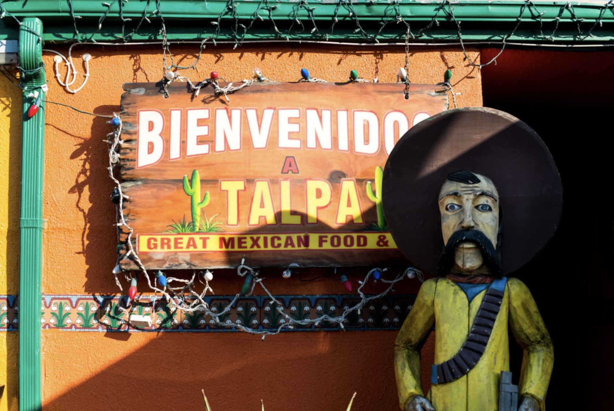 50 Weird Storefront Statues to Greet Before You Eat
